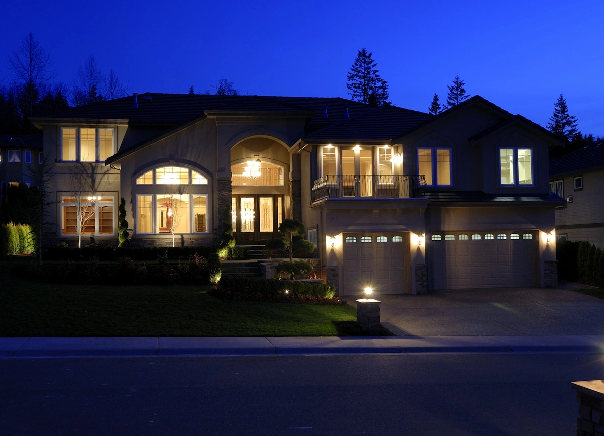 Home 15 shutterstock 13028101